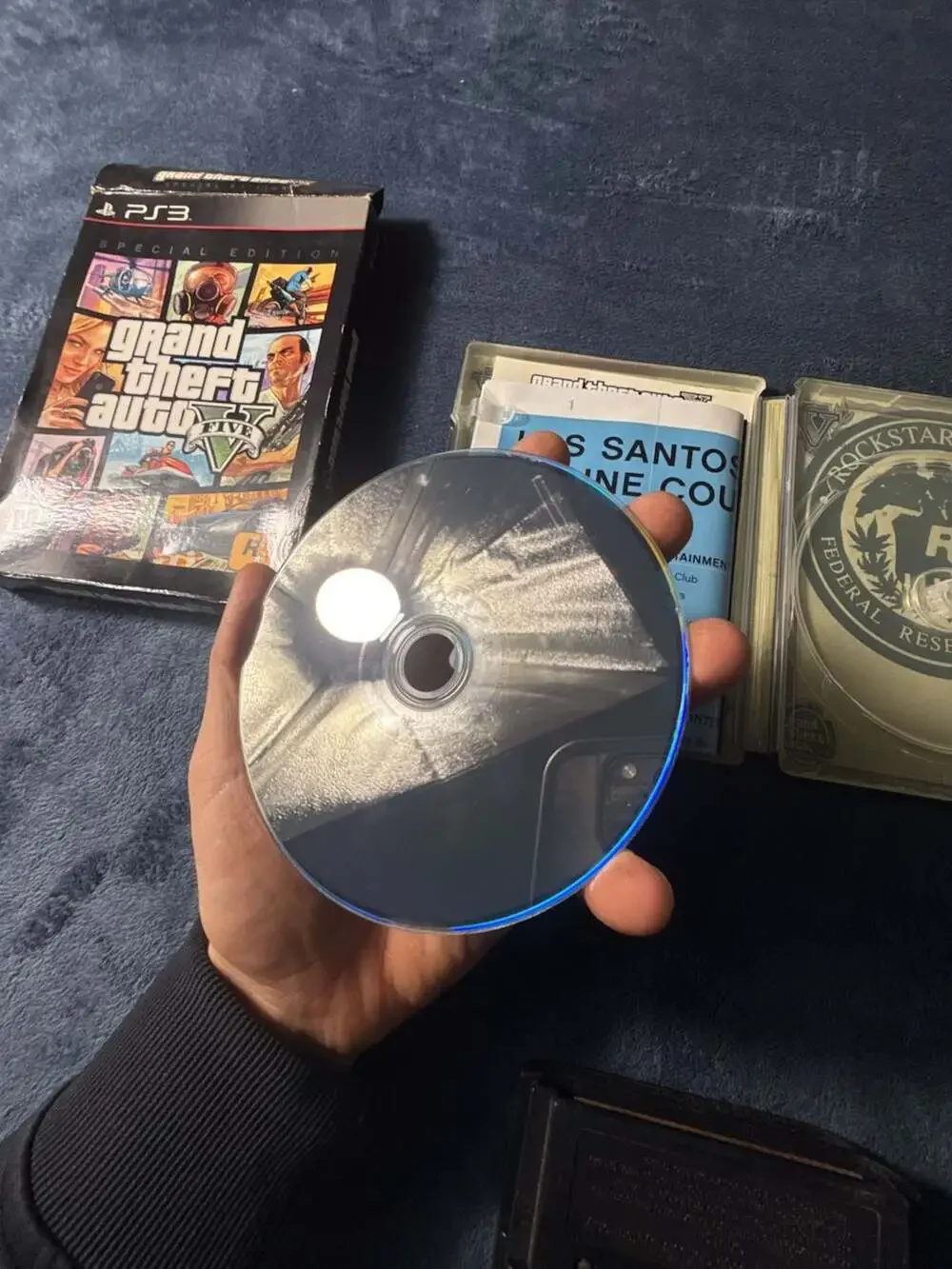 Grand Theft Auto V Special Edition PlayStation 3 PS3 Steelbook Game